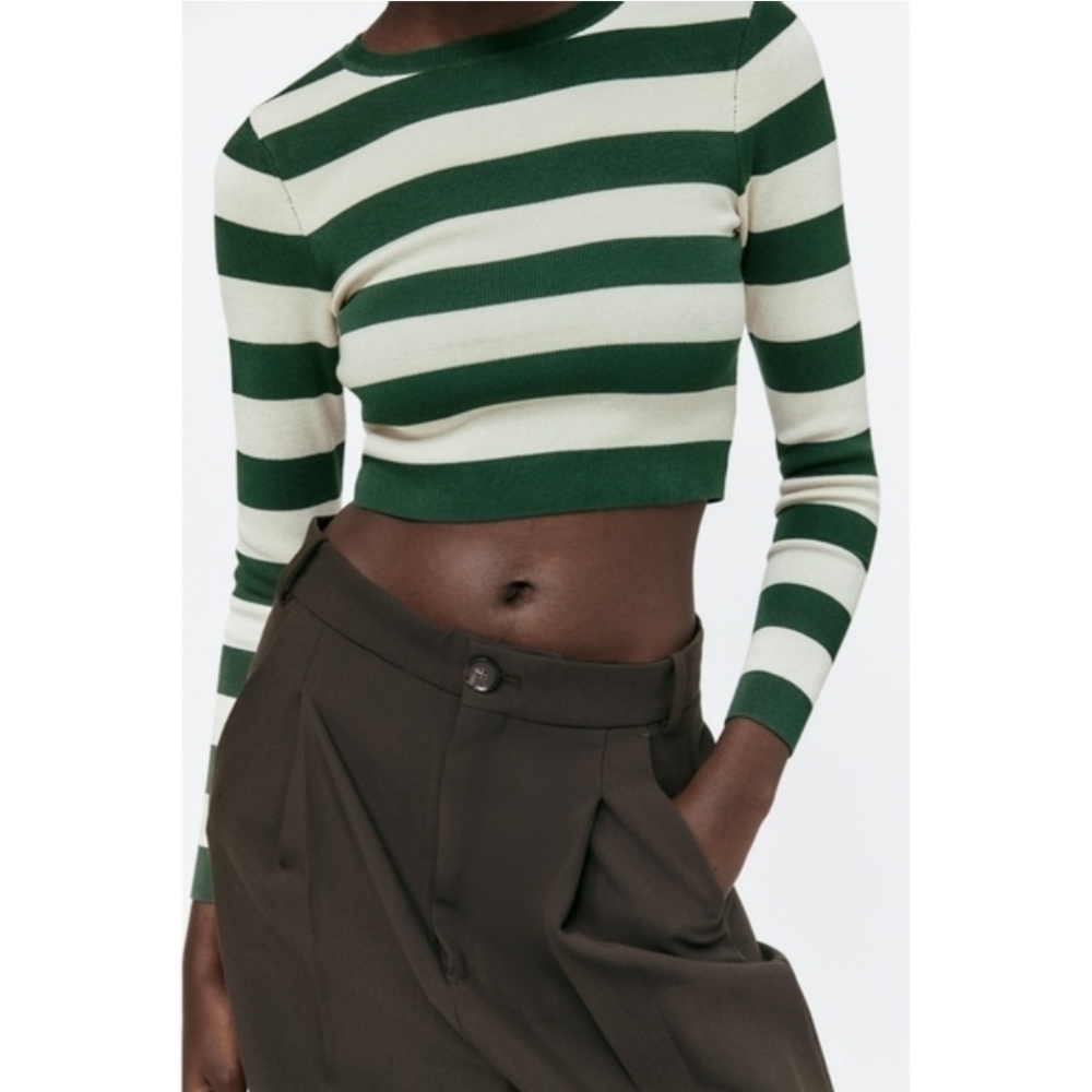 Zara | Cropped Top - Picture 3 of 11